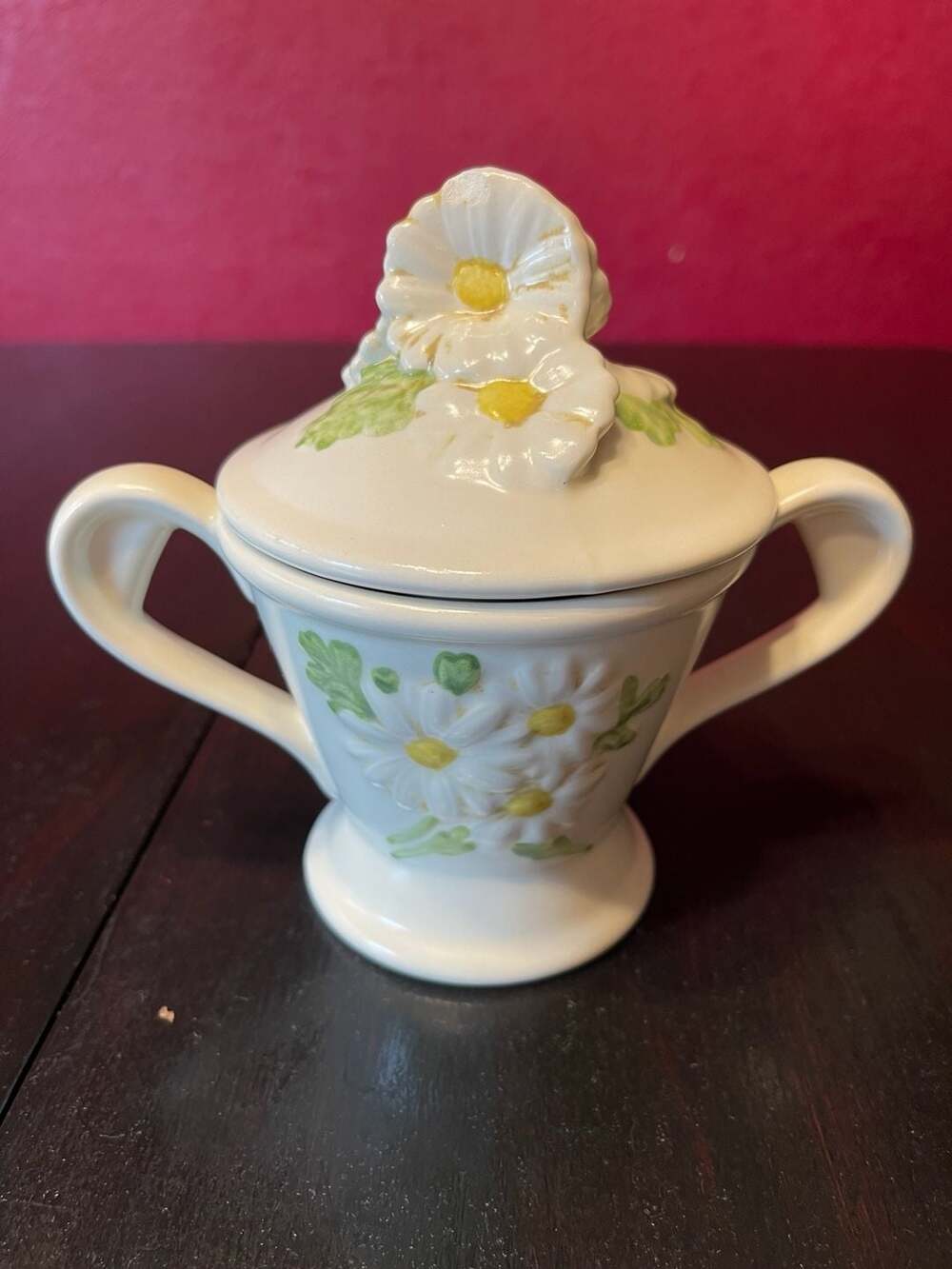Metlox Poppytrail Sculptured Daisy Covered Sugar Bowl